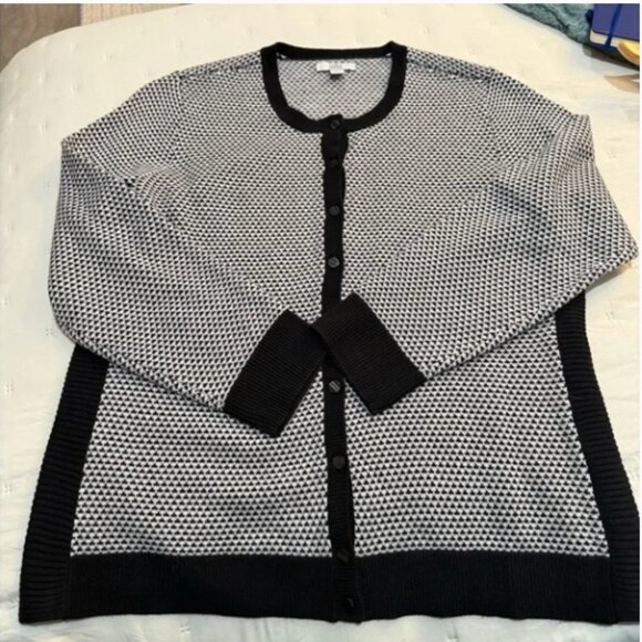Croft & Barrow NWOT Black, White and Gray Cardigan Size Large Petite - Picture 1 of 7